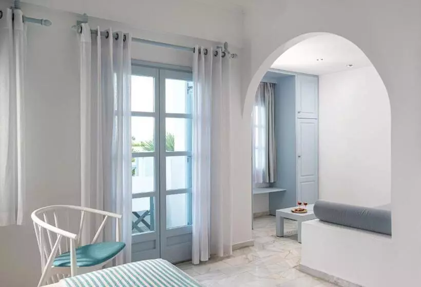 سوییت جونیور, Santorini Kastelli Resort