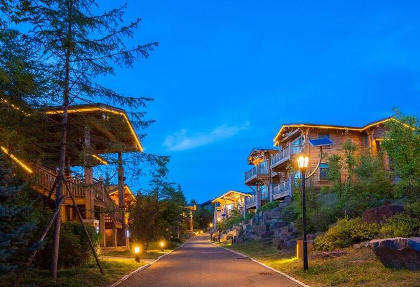 غرفة قياسية مطلة على الجبل, Swissôtel Resort Changbaishan