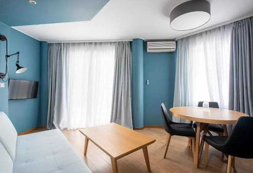 オーシャンビュースイート, Heliotrope Hotels