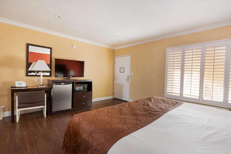 Quarto deluxe, Americas Best Value Inn & Suites Anaheim