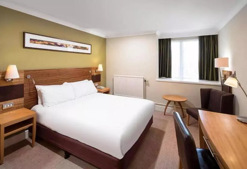 スタンダードルーム, Crowne Plaza Chester, An Ihg