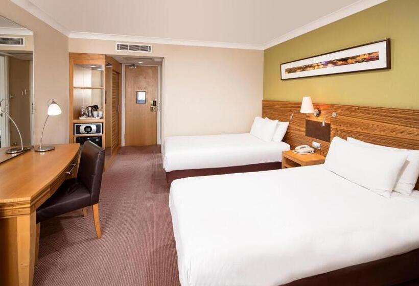 标准间, Crowne Plaza Chester, An Ihg