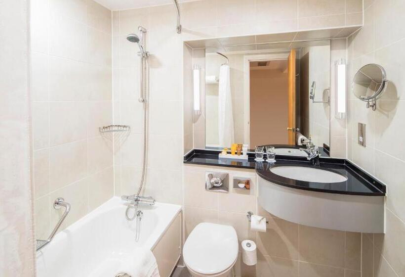 Premium room with view, Crowne Plaza Chester, An Ihg