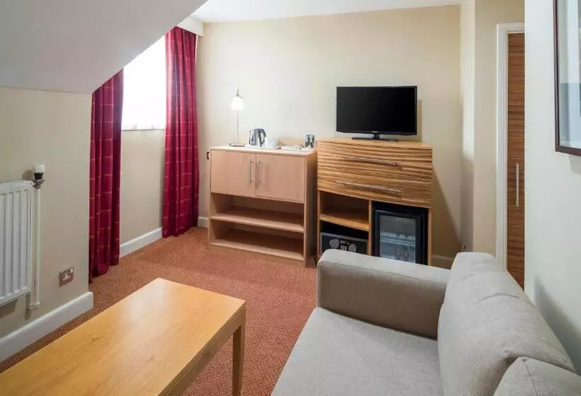 景色の見えるスイートルーム, Crowne Plaza Chester, An Ihg