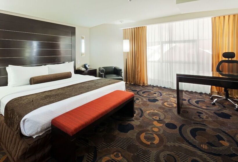 ジュニアスイート, Crowne Plaza Toluca   Lancaster, An Ihg