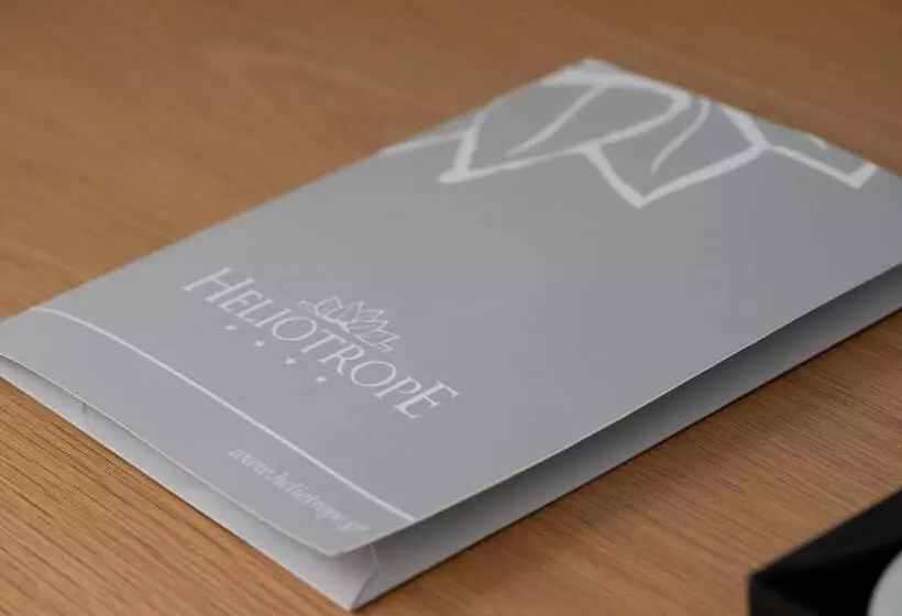 オーシャンビュースイート, Heliotrope Hotels