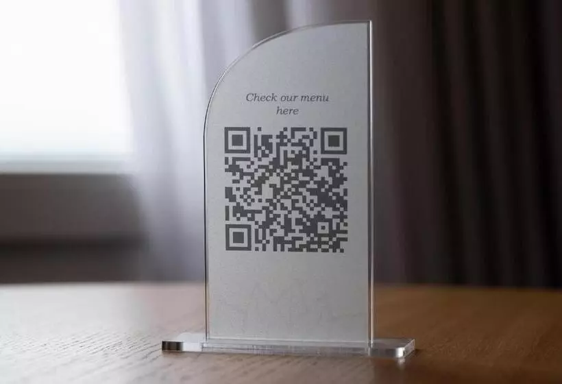 オーシャンビュースイート, Heliotrope Hotels