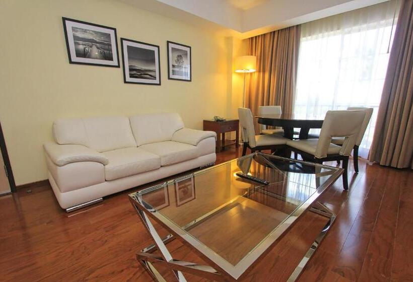 جناح سرير كينج, Holiday Inn Leon, An Ihg