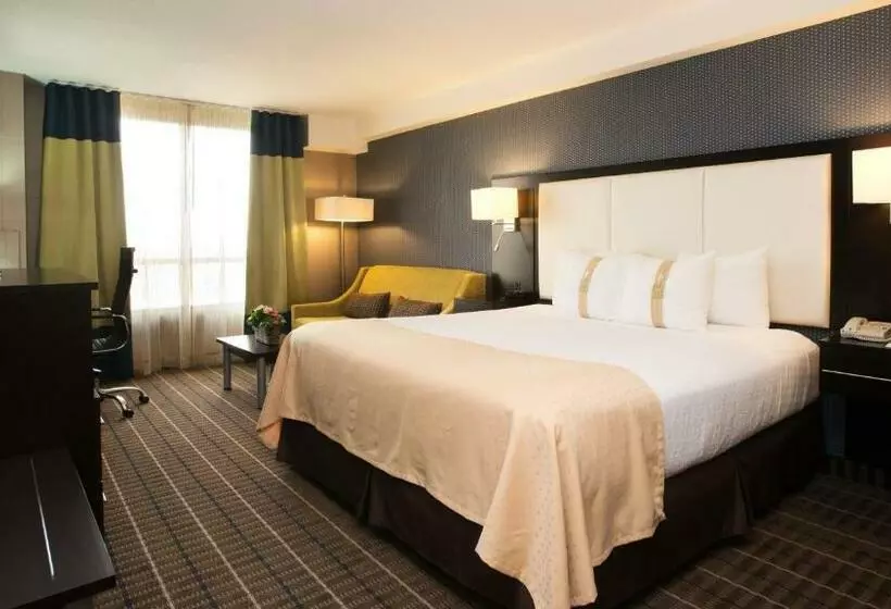 اتاق استاندارد با تخت بزرگ, Holiday Inn & Suites Mississauga West   Meadowvale, An Ihg