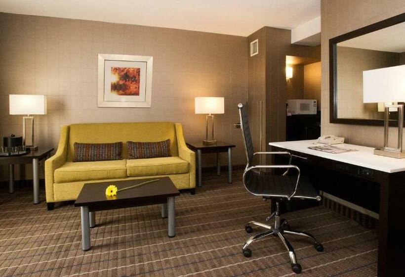 Люкс, Holiday Inn & Suites Mississauga West   Meadowvale, An Ihg
