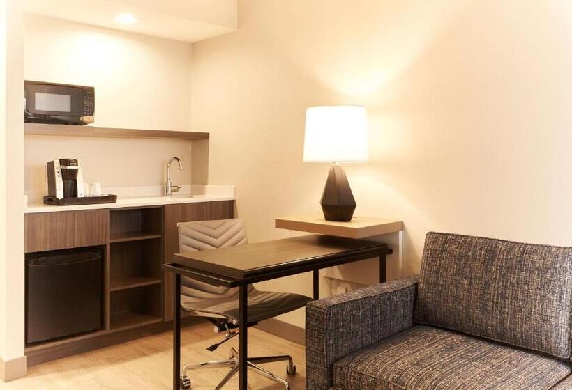 جناح سرير كينج, Holiday Inn & Suites Ottawa Kanata, An Ihg