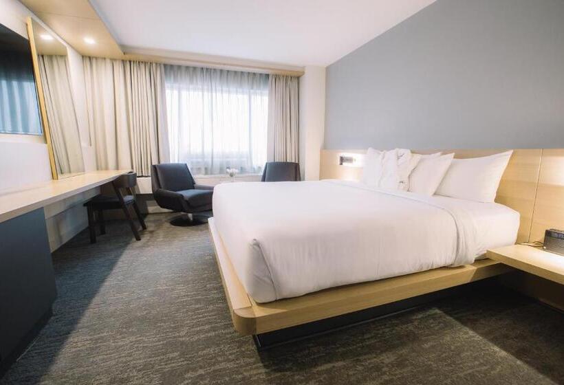 اتاق استاندارد با تخت بزرگ, Inn At The Forks