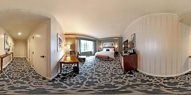 اتاق استاندارد با چشم‌انداز رودخانه, Loews New Orleans