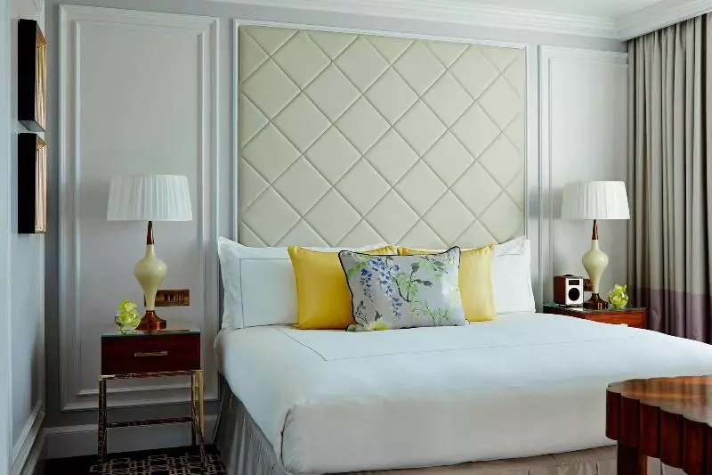 اتاق سوپریور با تخت بزرگ, London Marriott Hotel Park Lane