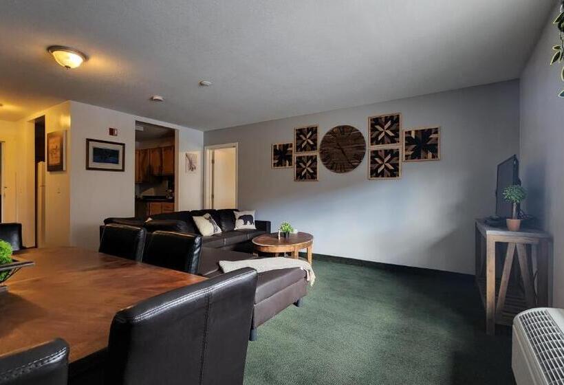 패밀리 스위트, Mountain View Inn