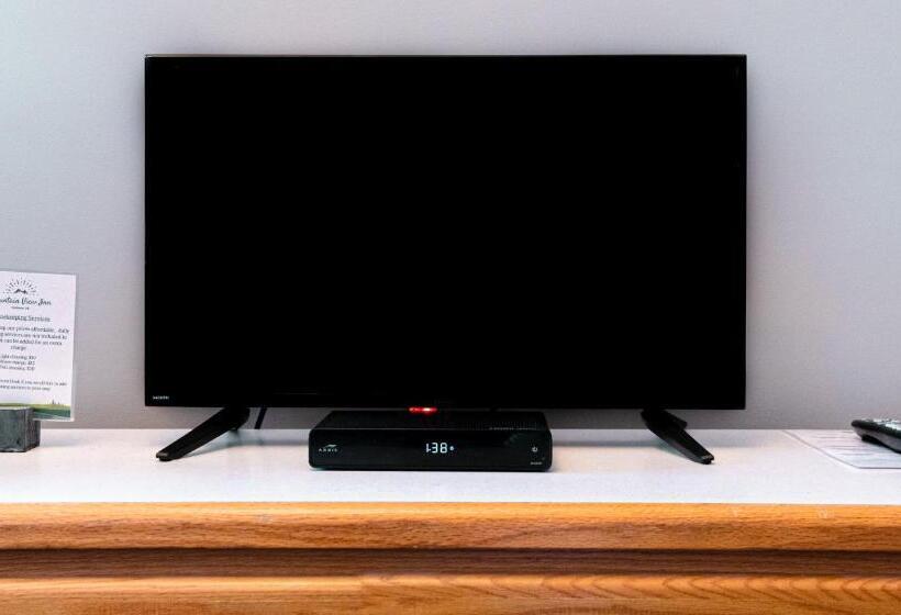 스탠다드 스튜디오, Mountain View Inn