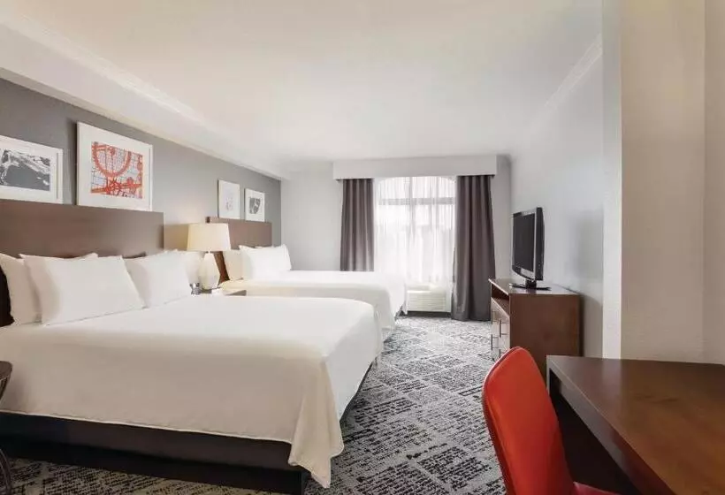 اتاق استاندارد برای معلولان, Radisson Hotel Dallas North Addison