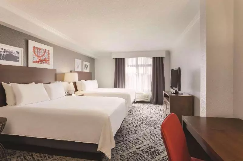 اتاق استاندارد برای معلولان, Radisson Hotel Dallas North Addison