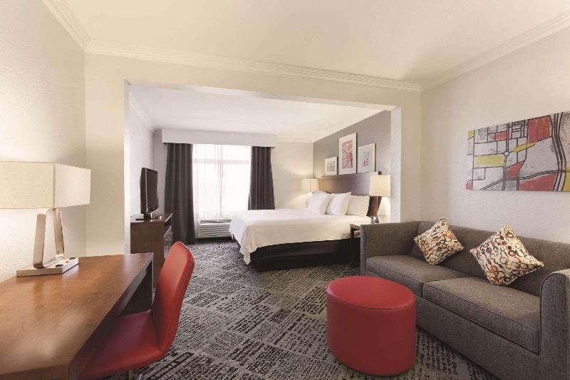 Standard Studio King Bed, Radisson Hotel Dallas North Addison