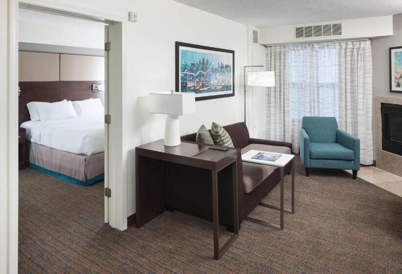 Люкс 2 Спальни, Residence Inn Kansas City Country Club Plaza