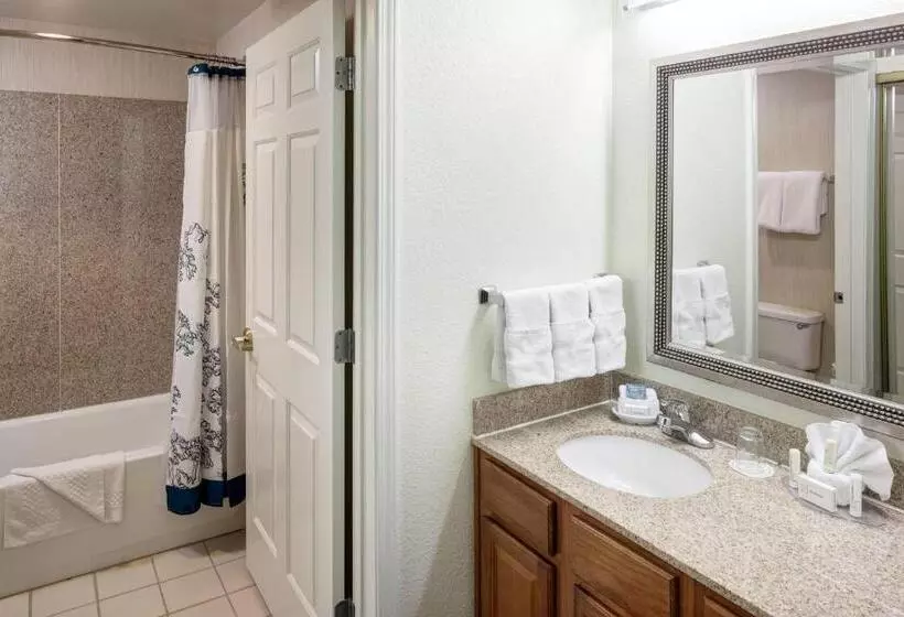 سوییت, Residence Inn Kansas City Country Club Plaza