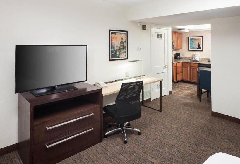إستوديو قياسى سرير كينج, Residence Inn Kansas City Country Club Plaza