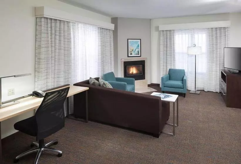 سوئیت با تخت بزرگ, Residence Inn Kansas City Country Club Plaza