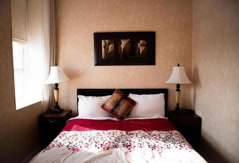 标准间, Royal Inn & Suites