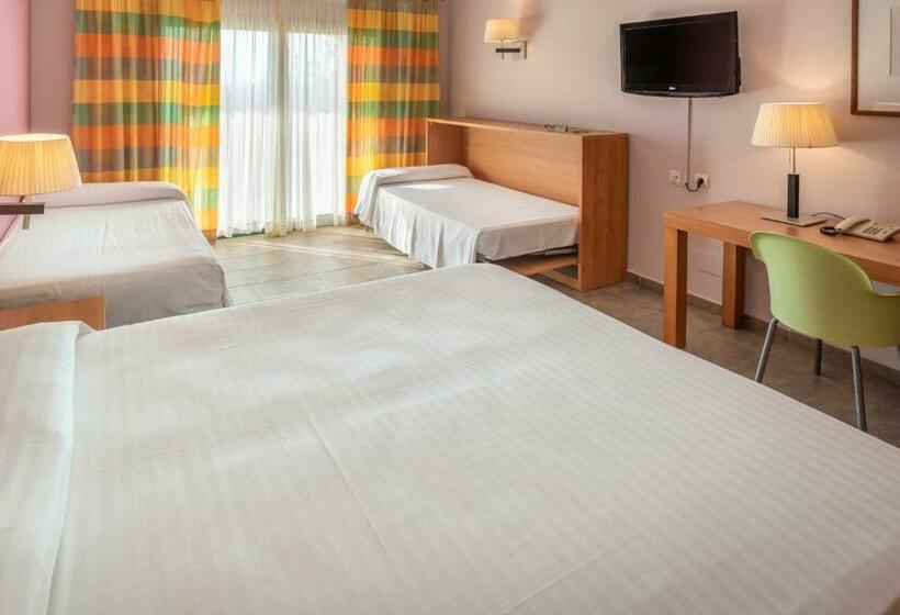 Семейный Номер Вид на Сад, Vilar Rural De Sant Hilari Sacalm By Serhs Hotels