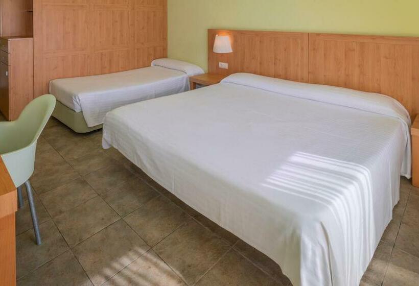 חדר משפחתי נוף לגינה, Vilar Rural De Sant Hilari Sacalm By Serhs Hotels