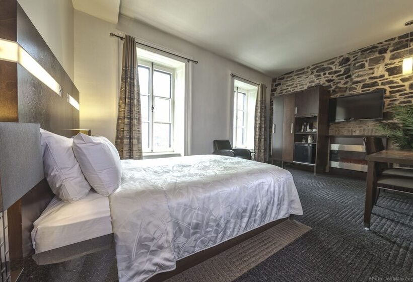 اتاق لوکس, Sainteanne