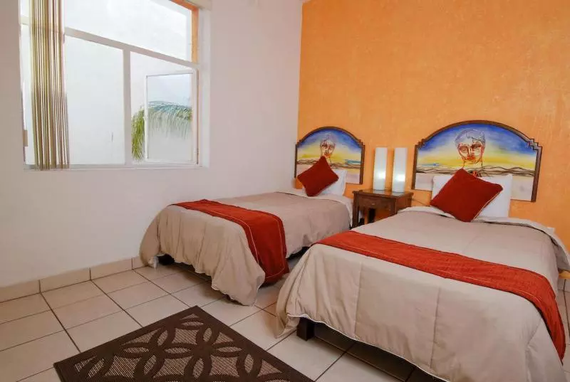 سوئیت مستر, & Suites Galeria