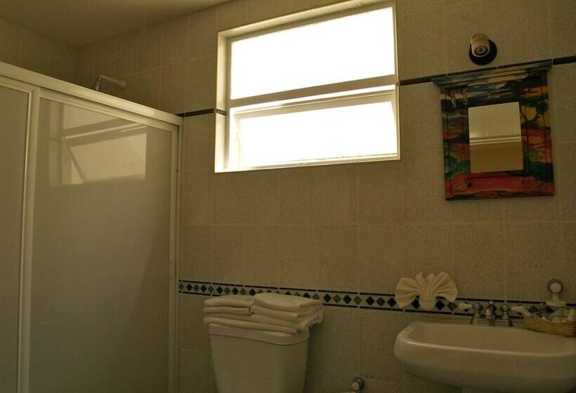 סוויטת ג'וניור, & Suites Galeria