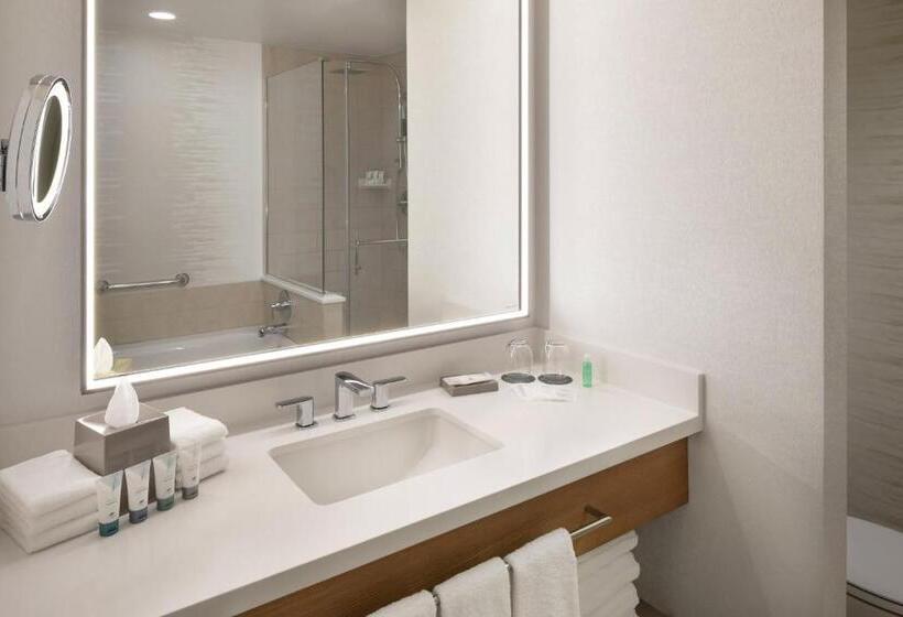 غرفة قياسية سرير كينج, The Westin Kierland Resort & Spa