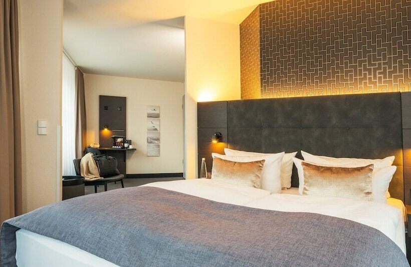 豪华房间, Victor S Residenz Hotel Berlin Tegel