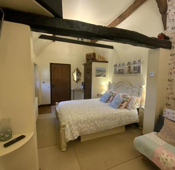 디럭스 4인 룸, Hunt House Quarters