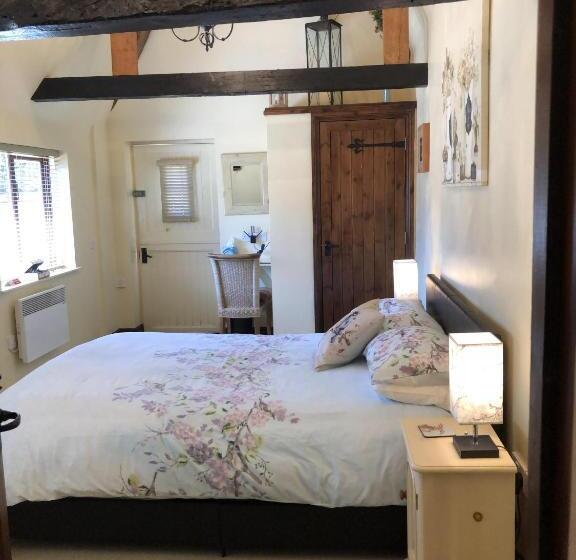 스탠다드 룸 킹사이즈 침대, Hunt House Quarters