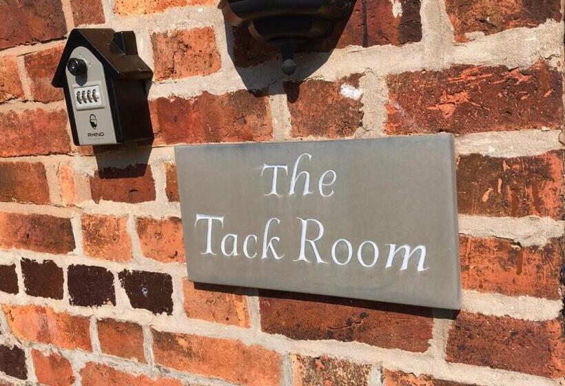 디럭스 룸, Hunt House Quarters