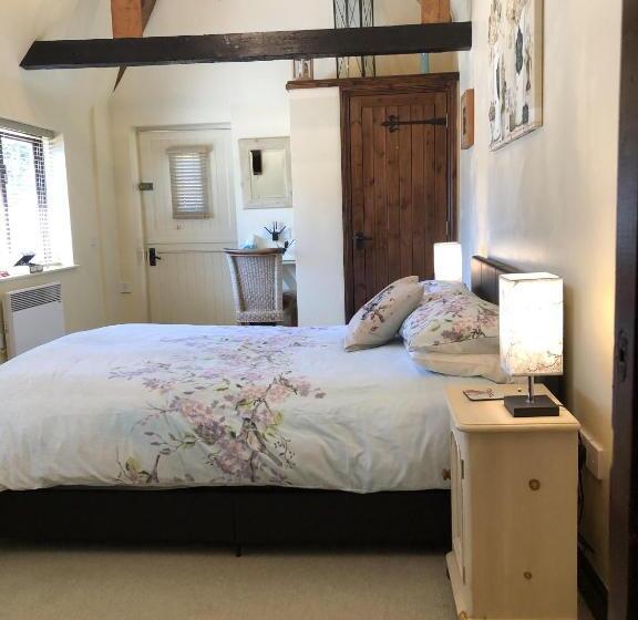 스탠다드 룸 킹사이즈 침대, Hunt House Quarters