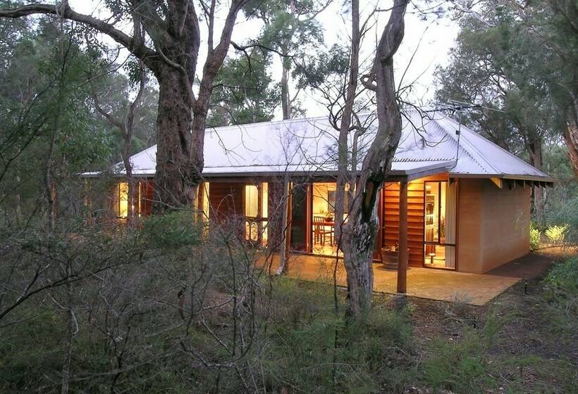 کلبه ییلاقی, Forest Rise Chalets And Lodge