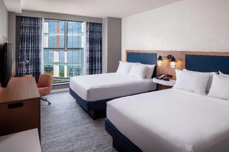 اتاق استاندارد برای معلولان, Hampton Inn Boston Seaport District