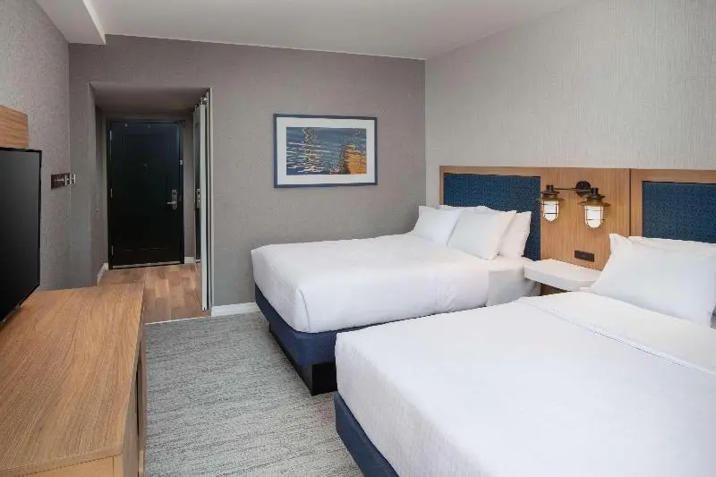 اتاق استاندارد برای معلولان, Hampton Inn Boston Seaport District