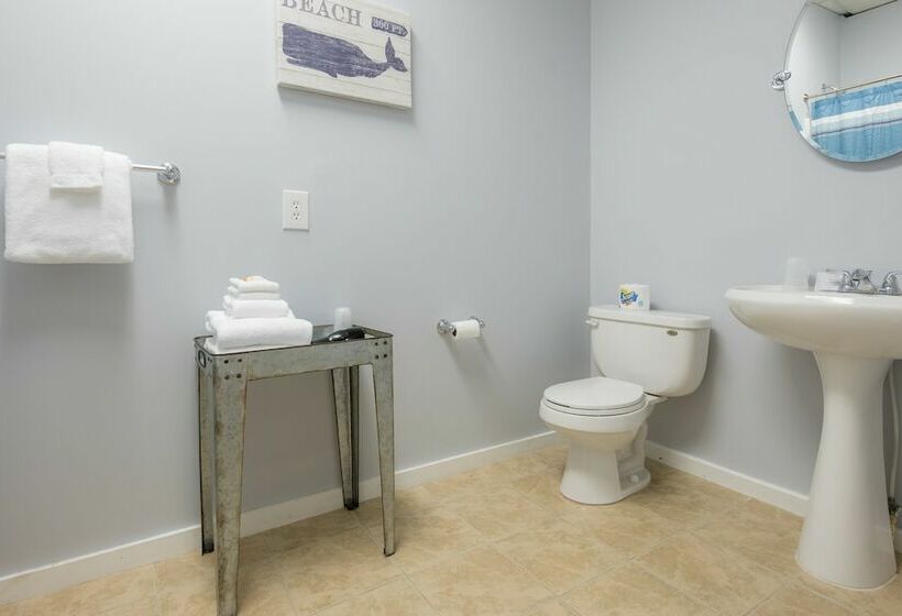 غرفة ديلوكس, Darien Dockside Inn