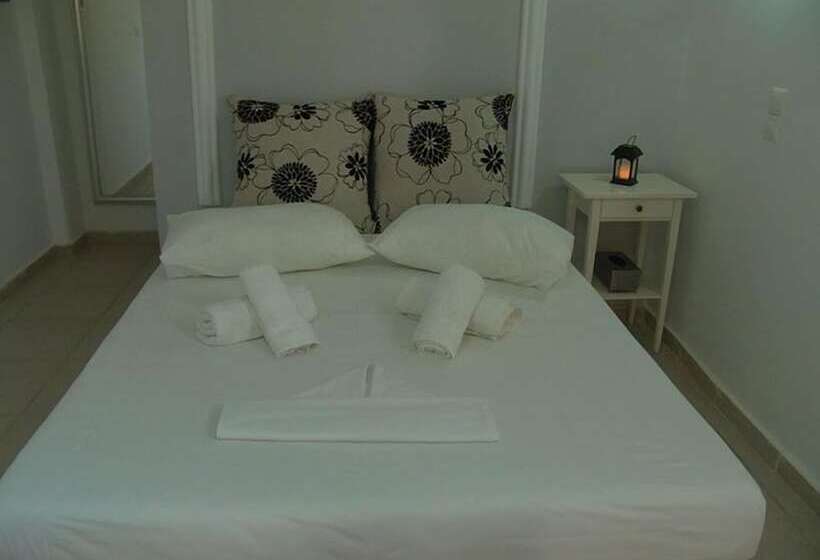 חדר סטנדרט, קומת קרקע, Avlomonasbeach – Adults Only