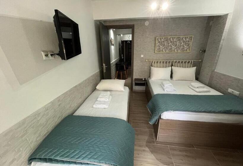 豪华三人间, Grecian Sea