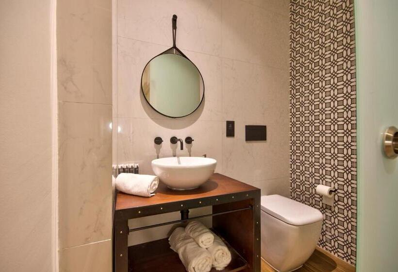 اتاق استاندارد, 23 Boutique