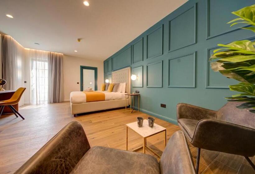 اتاق لوکس با تراس, 23 Boutique