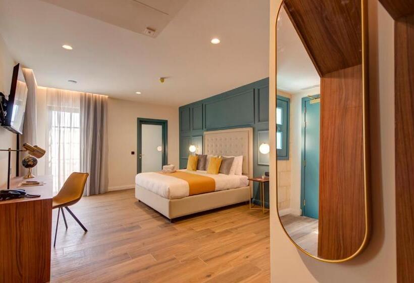 اتاق لوکس با تراس, 23 Boutique