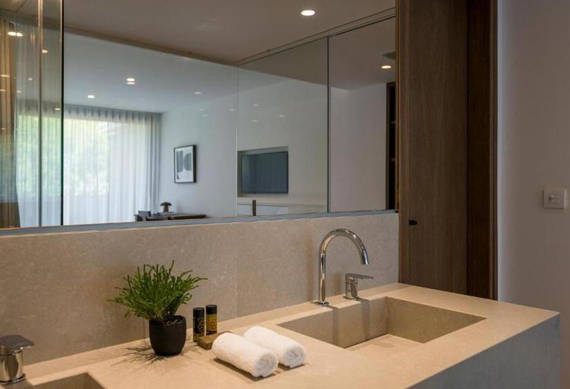 주니어 스위트, Sansal Boutique