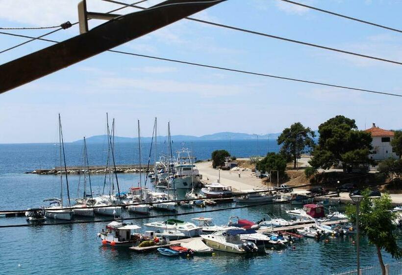Номер Стандарт Вид на Море, Gyalos Beach Front